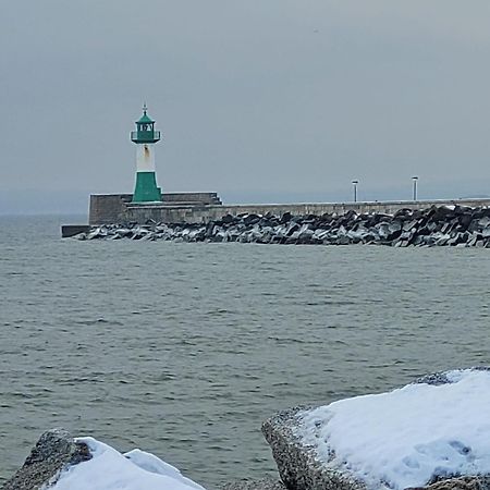 Ferienwohnung In Sassnitz Ruegen Naehe Weltnaturerbe Kreidekueste エクステリア 写真