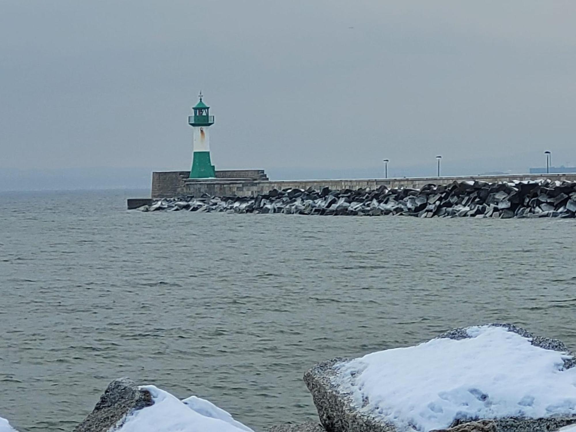 Ferienwohnung In Sassnitz Ruegen Naehe Weltnaturerbe Kreidekueste エクステリア 写真