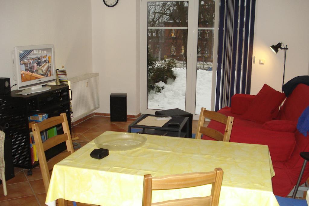 Ferienwohnung In Sassnitz Ruegen Naehe Weltnaturerbe Kreidekueste エクステリア 写真