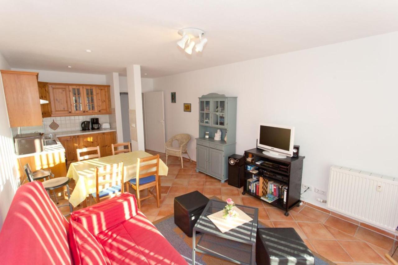 Ferienwohnung In Sassnitz Ruegen Naehe Weltnaturerbe Kreidekueste エクステリア 写真